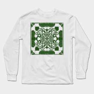 Dark Green and White Aesthetic Floral Pattern Long Sleeve T-Shirt